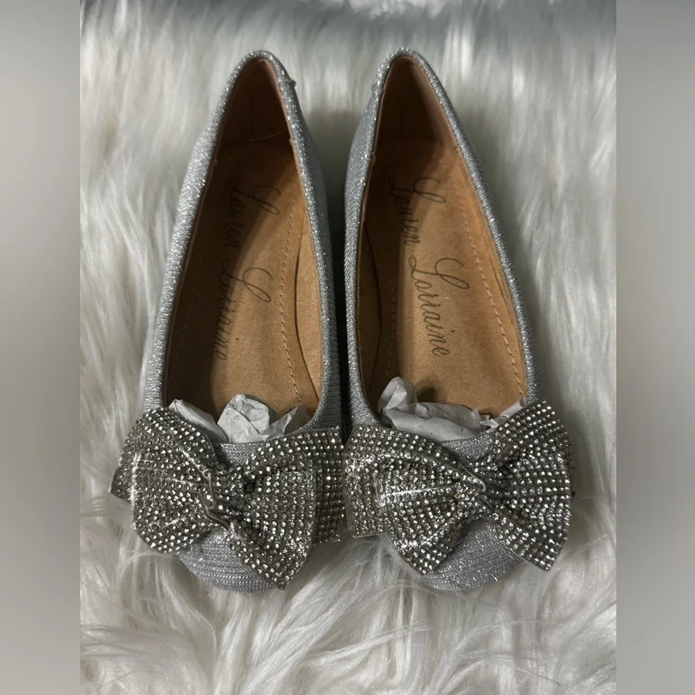 Lauren Lorraine Sparkling Silver Girls Flats with Bow Size 9.5 Holiday Shoes,NIB